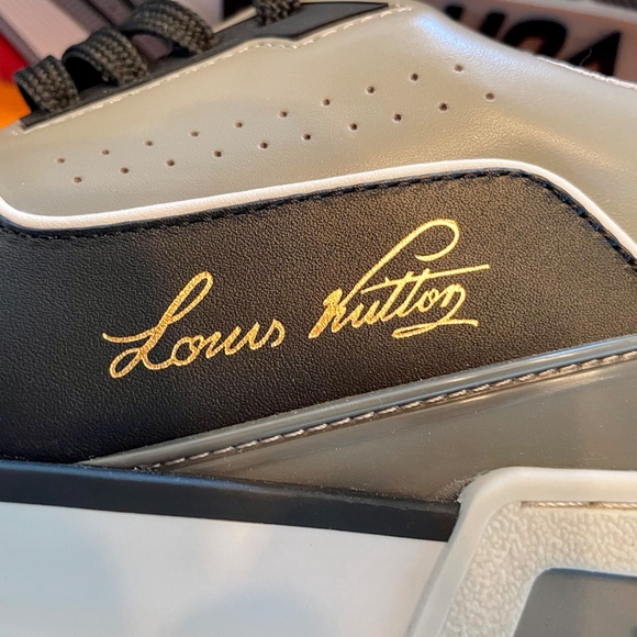 LV Trainers  / Sneakers / Virgil Abloh Men's US9 /EU42 - Picture 14 of 16